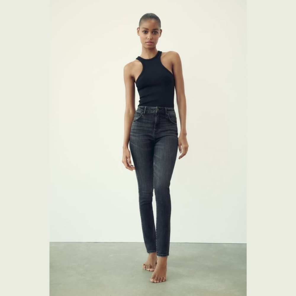 ZARA Black TRF Mid-Rise Authentic Skinny Jeans 30 /10